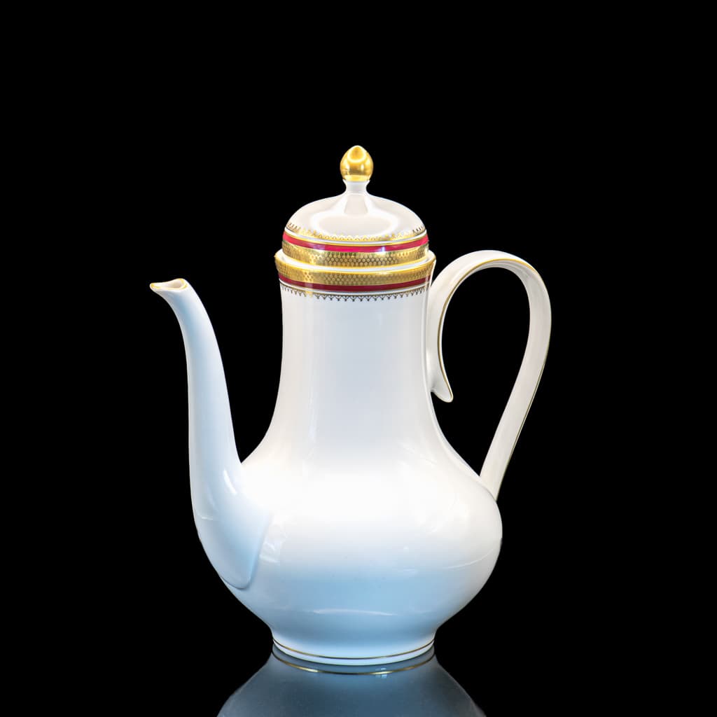 Bavarian White, Gold and Red Porcelain Tea set - French antique decorative objects 2