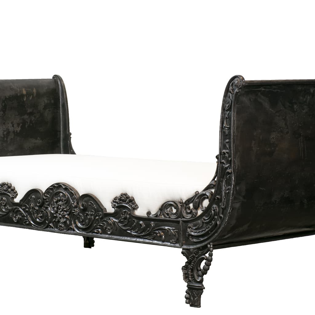 Rare 19th Century Napoleon III Period cast-iron Daybed - French antique sofas 2