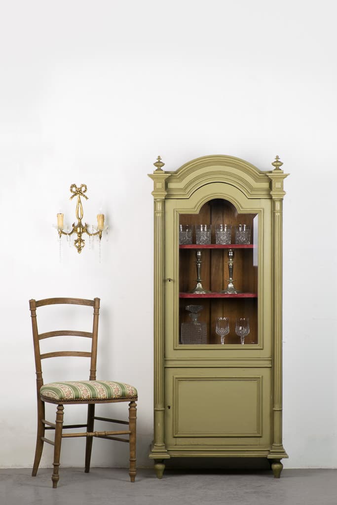 French Louis XV Style Display Cabinet - French antique display cabinet 2