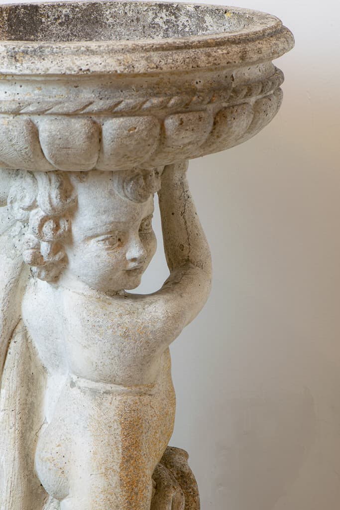Beautiful Pair of Concrete Garden Cherub Statues - French antique decorative objects 4