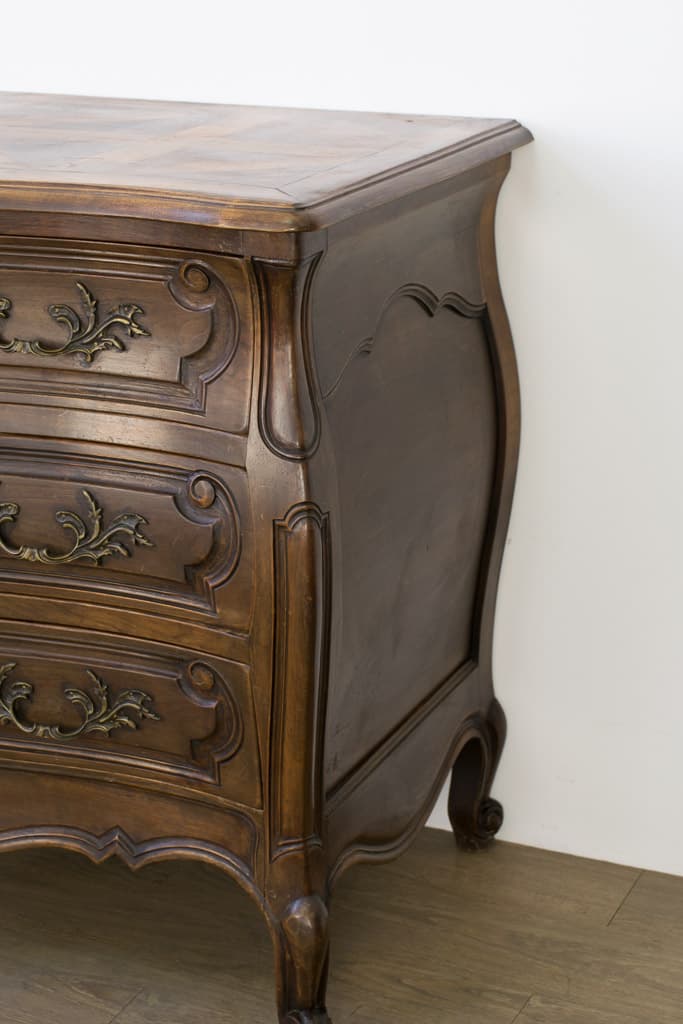 18th Century French Provincial Carved Bombe Chest - French antique chest of drawers 4
