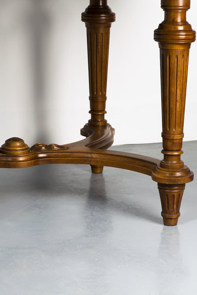 French Louis XVI Style Round Dining Table - French antique dining tables 3