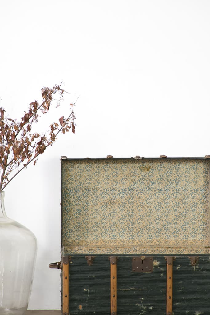late 19th Century French Old Trunk - French antique trunks 2