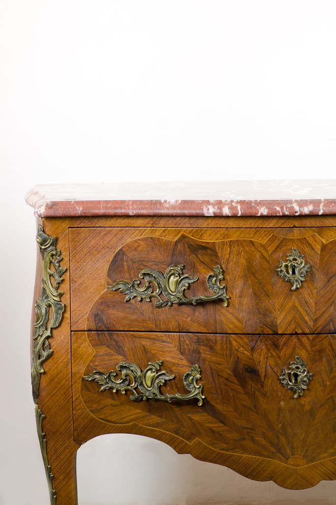 StunningLouis XV Ormolu-mounted Marble-top Commode - French antique chest of drawers 3