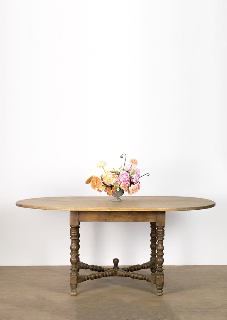 Late 19th Century French Provincial Oak Dining Table with Original Patina - French antique dining tables 2