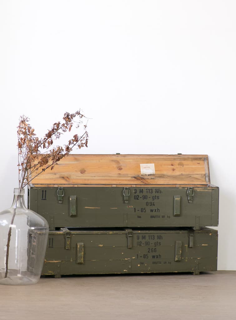 Pair of Eastern European Military Trunk - French antique trunks 3
