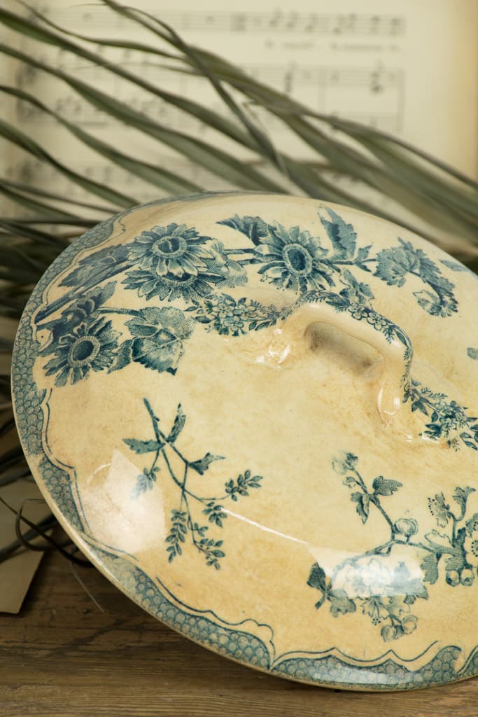 French Decorative Clay Pot - French antique decorative objects 3