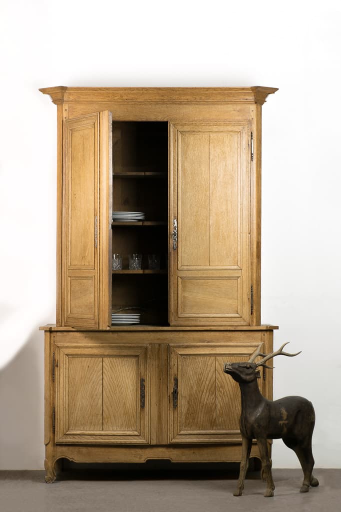 Mid 19th Century French Louis XVI Style Cabinet - French antique bookcases & armoires 2