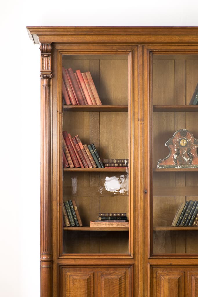 Late 19th Century French Louis XVI Style oak Bookcase - French antique display cabinet 3