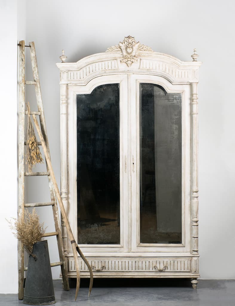 French Louis XVI Style Painted Cabinet - French antique bookcases & armoires 2