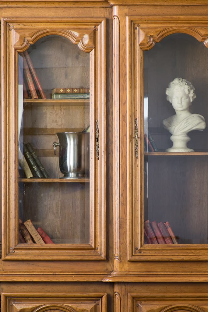 French Louis XVI Style Bookcase, Circa 1950' - French antique 展示櫃 2