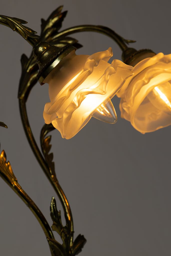 Beautiful Pair of Brass Floral and Angel Desk Light - French antique table lamps 4