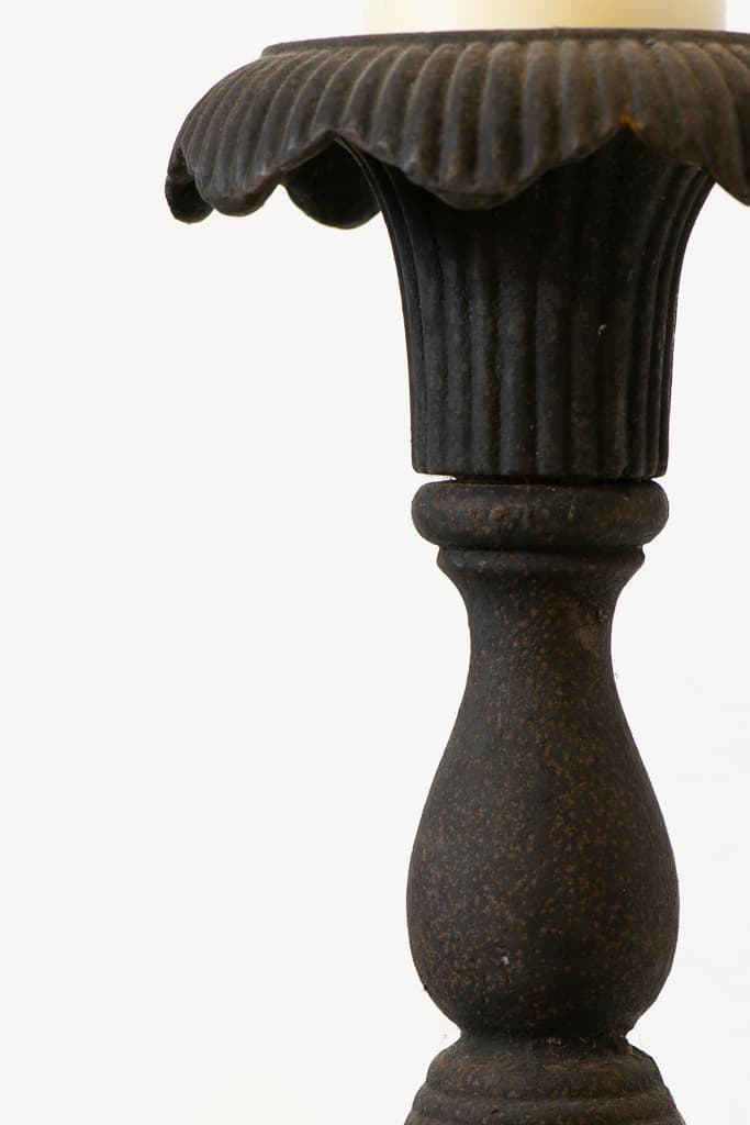 Pair of 19th Century Cast Iron Floor Table Candle Holders - French antique decorative objects 2